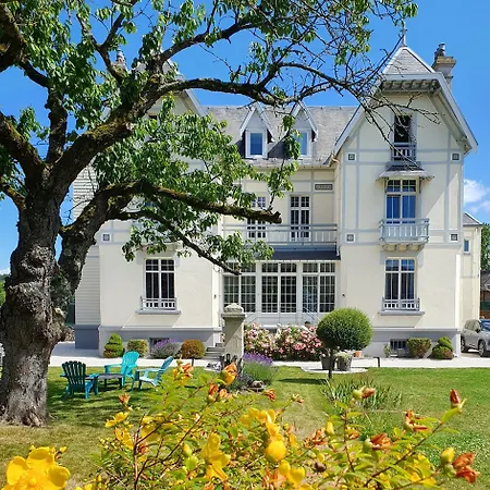 Maison d'hôtes La Roseraie *